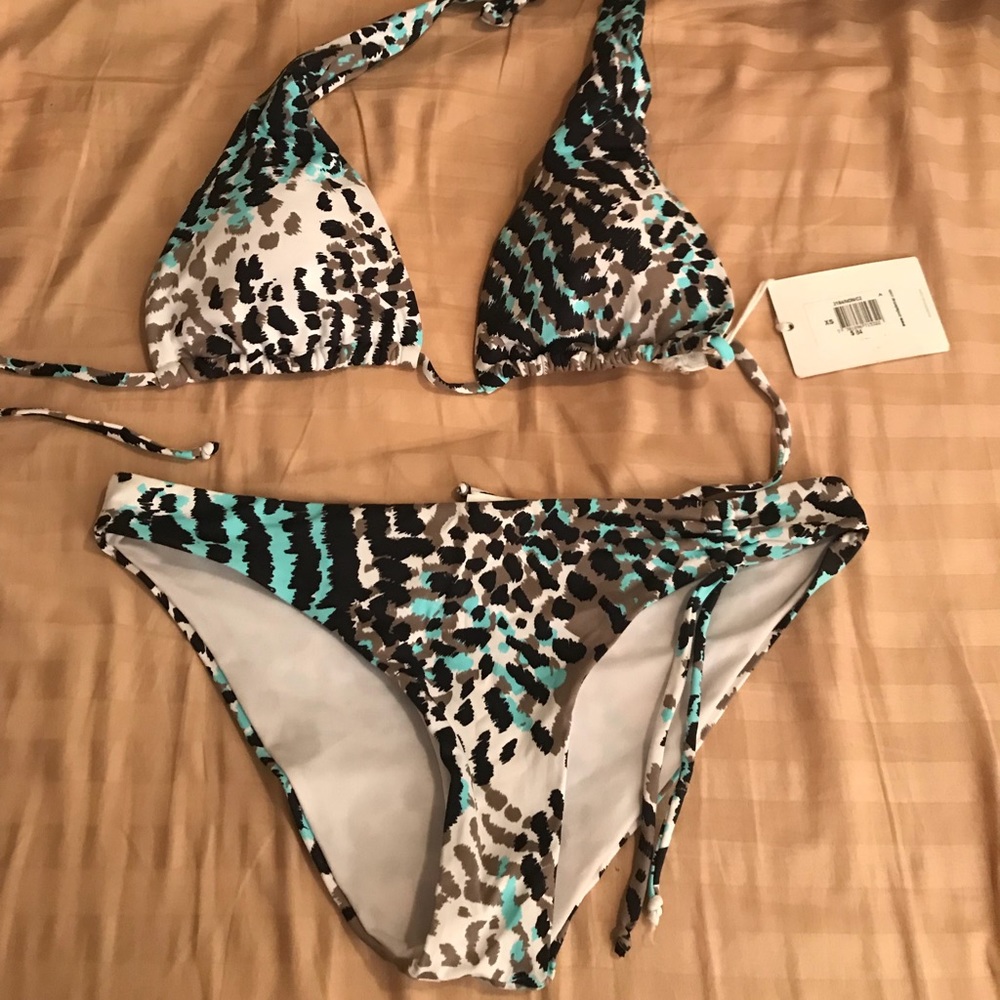 COPY - Brand new ondademar bikini size small...